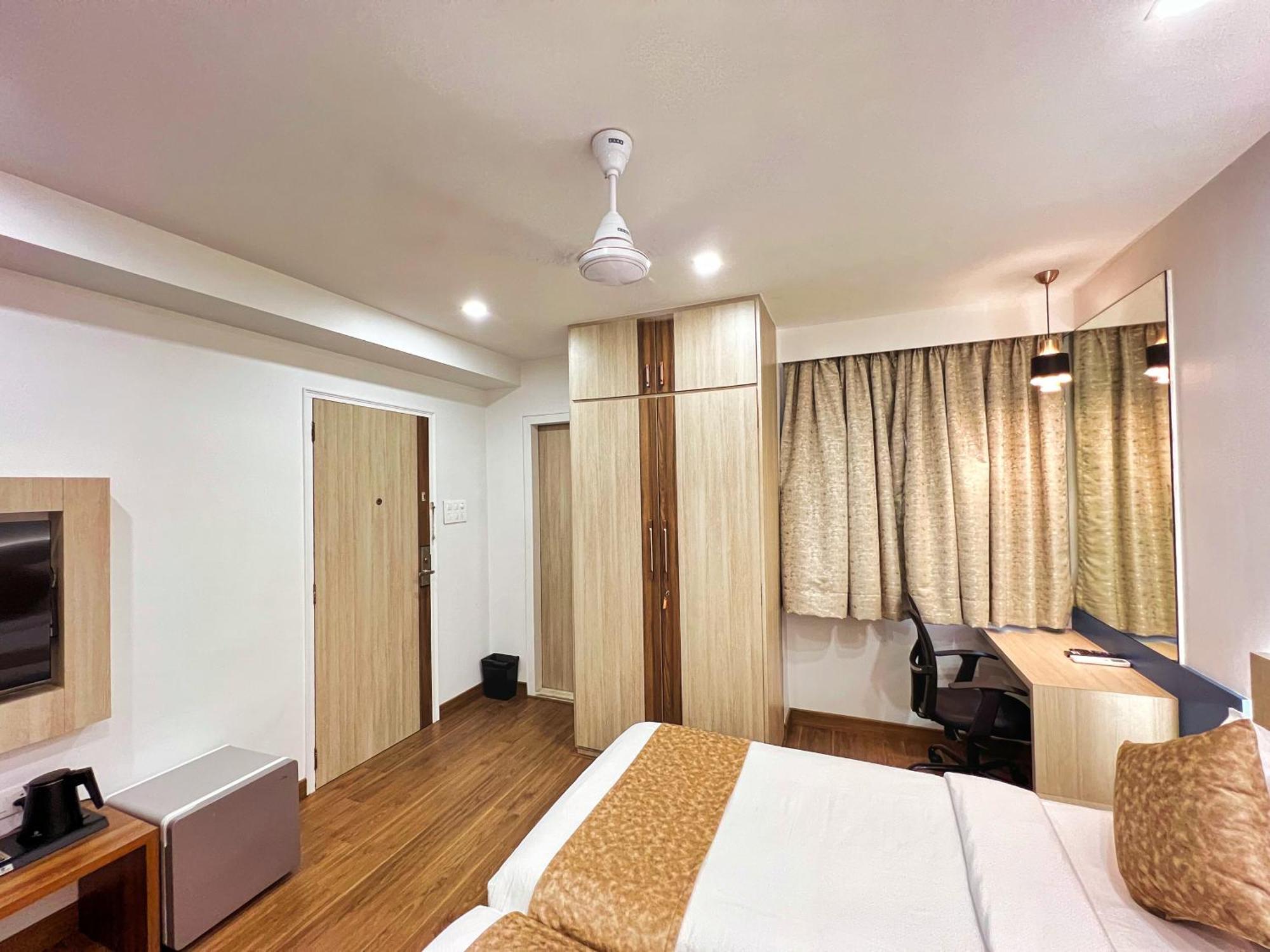 White House By Maxxvalue Service Apartments Bandra Mumbai Exterior foto