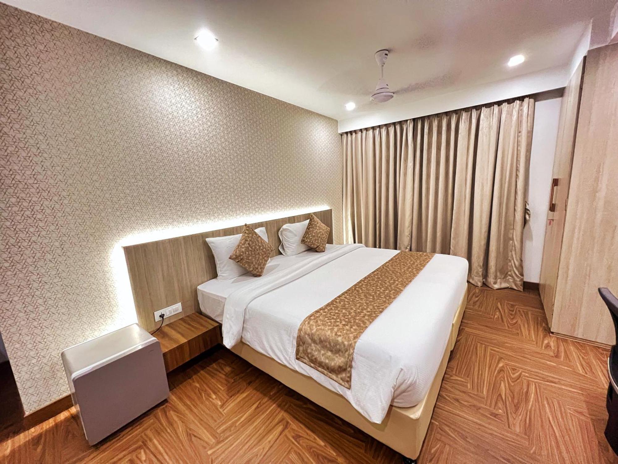 White House By Maxxvalue Service Apartments Bandra Mumbai Exterior foto